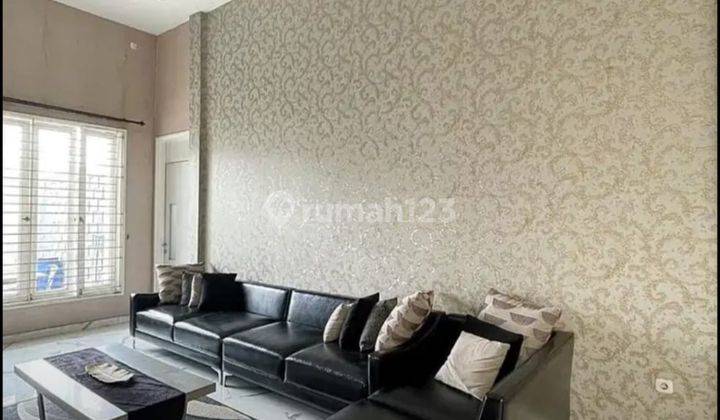 Disewakan Rumah Full Furnished di Kebayoran Lama 2