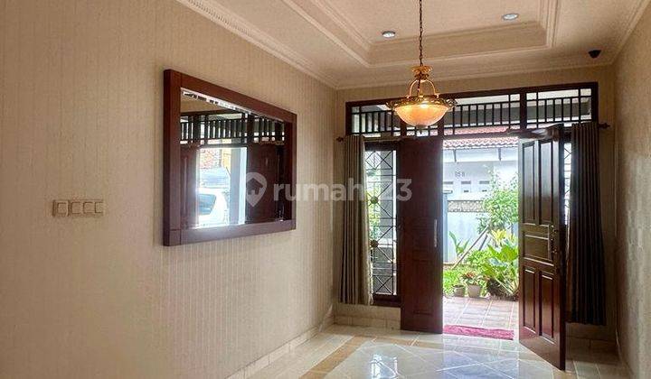 Disewa Rumah Semi Furnished di Petukangan Utara 2