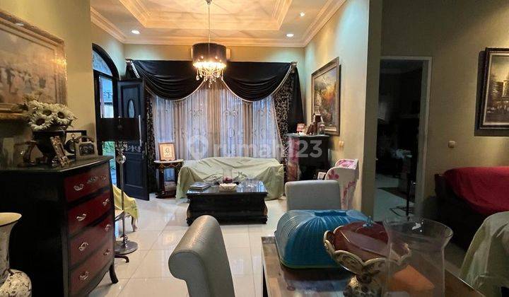 Dijual Rumah di Daerah Cirendeu 2