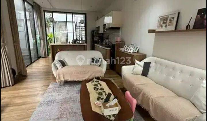 Disewakan Rumah Cantik Siap Huni di Bintaro Pesanggrahan  1