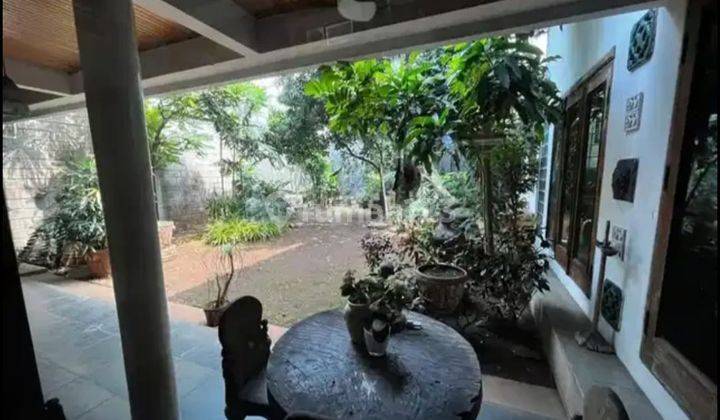 Dijual Rumah Terawat di Area Patal Senayan Jakarta Selatan  2