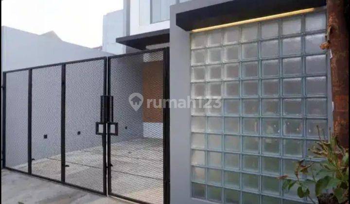 Dijual Rumah Cantik Minimalis Brand New Siap Huni Dekat Greenlake 2