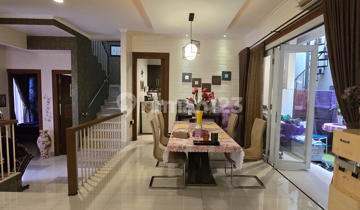 Build custom from a plot near BSD City MODERN MARKET 2