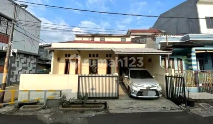 Best Price. Nice House Villa Mutiara Serpong, North Serpong