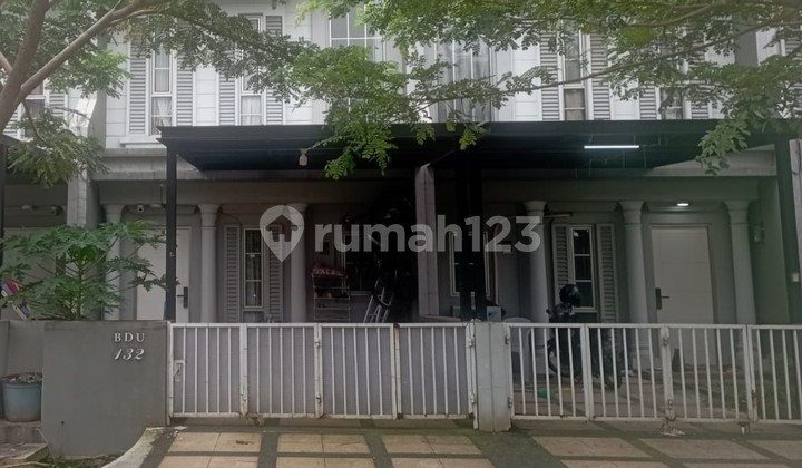 Rumah di Bukit Dago Gunung Sindur