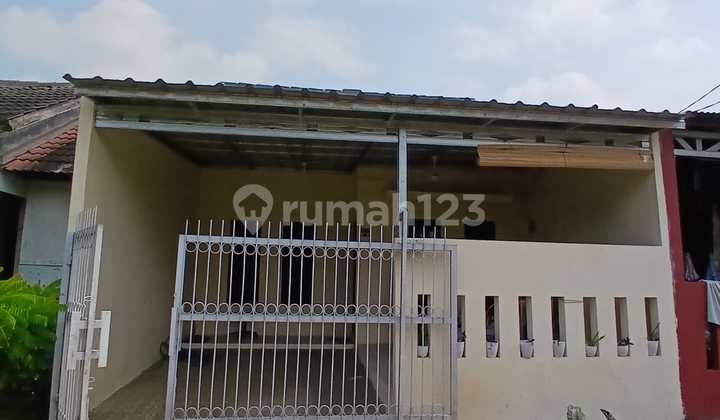 Rumah Asri Di Komplek Griya Parahita Jatake Tangerang