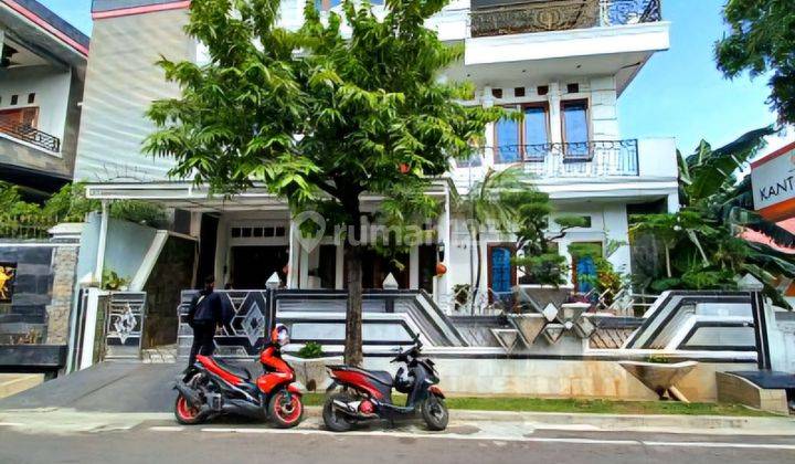 Rumah mewah murah 3 lantai di jl cakap di Jl cempaka putih tengah,  Jakarta pusat  1