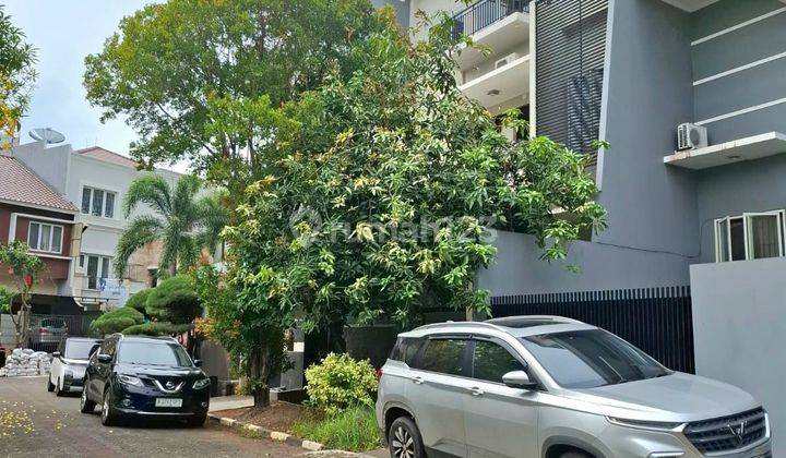 Rumah murah 3 lantai di Komplek perumahan taman grisenda, Jakarta utara 2