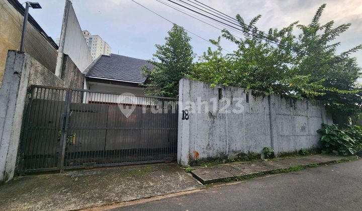 Dijual Murah Rumah yang Terletak di Grogol Utara, Kebayoran Lama, Jakarta Selatan 2