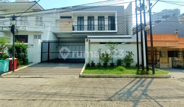 Pluit Samudra, Murah.. Rumah Mewah Dua Lantai Yang Terletak Di Pluit Samudra, Jakarta Utara