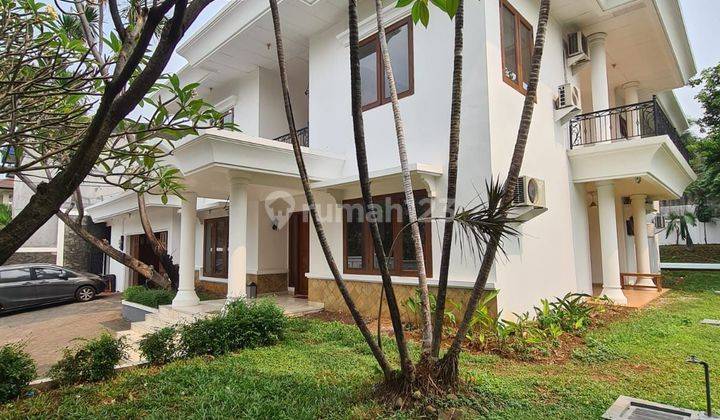 Dijual rumah bagus dan terawat di Kemang Jakarta Selatan 1