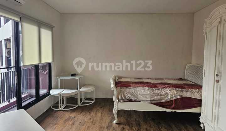 Studio Apartment for Rent in Tamansari Semanggi, Close to Offices 2
