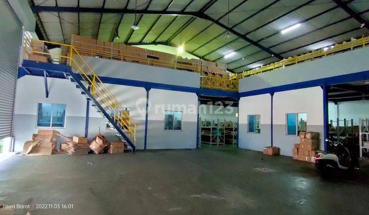 Sewa Gudang Bagus siap pakai Luas 1000m di Harapan Indah Bekasi