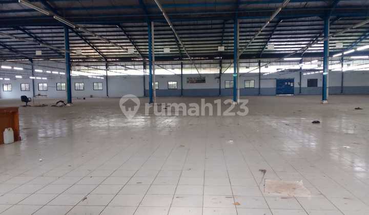 Warehouse for Rent Ready to Use Area 9000m In East Karawang