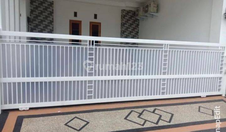 Dijual Rumah Bagus Strategis 2 Lantai Di Boulevard Hijau Hi Bekasi 2