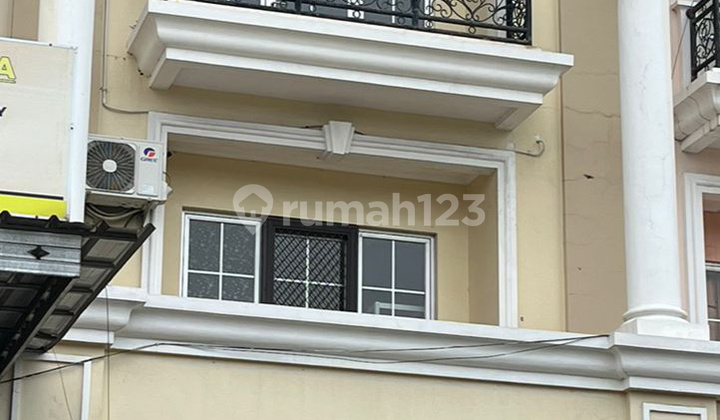 Disewakan Ruko Bagus Strategis 3 Lantai Di Harapan Indah Bekasi