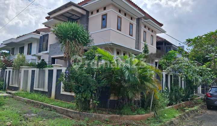 Disewakan Rumah Hook Bagus Siap Huni 2 Lantai Strategis Di Taman Modern Cakung Jakarta Timur