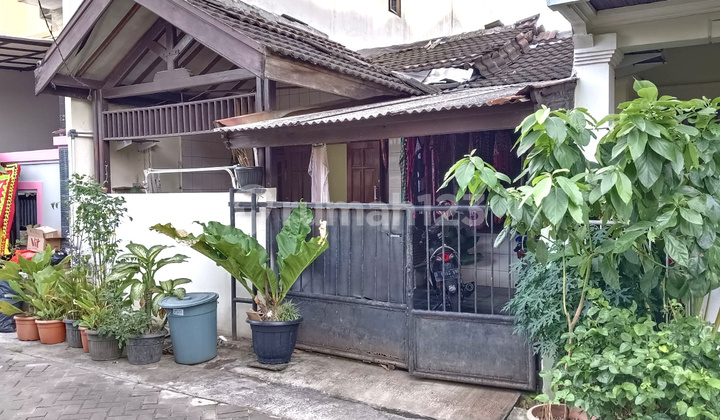  Rumah Di Komplek Pinang Griya Permai, Tangerang Kota, Tangerang Kota Semi Furnished SHM - Sertifikat Hak Milik