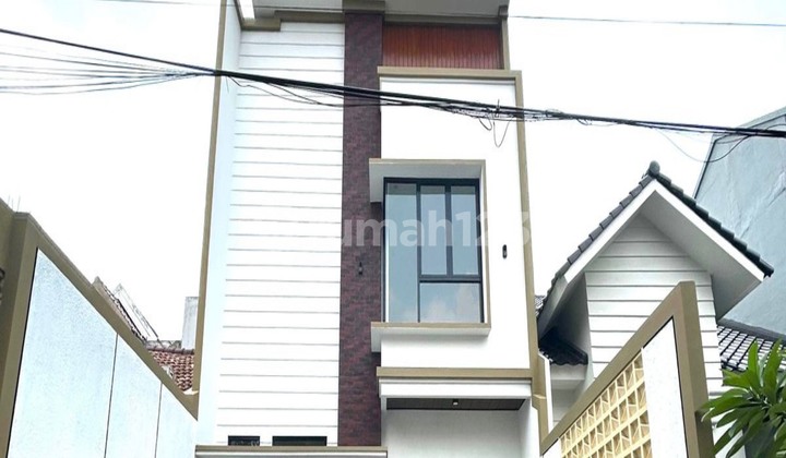 Rumah di NUSALOKA BSD CITY, BSD Nusaloka SHM - Sertifikat Hak Milik Bagus Unfurnished Rumah di NUSALOKA BSD CITY, BSD Nusaloka SHM - Sertifikat Hak Milik Bagus Unfurnished