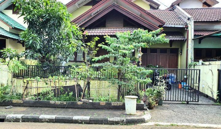  Rumah Di Hunian Komplek Mewah  di PESONA DEPOK ESTATE, JL.MARGONDA RAYA , Margonda SHM - Sertifikat Hak Milik Semi Furnished Bagus 1