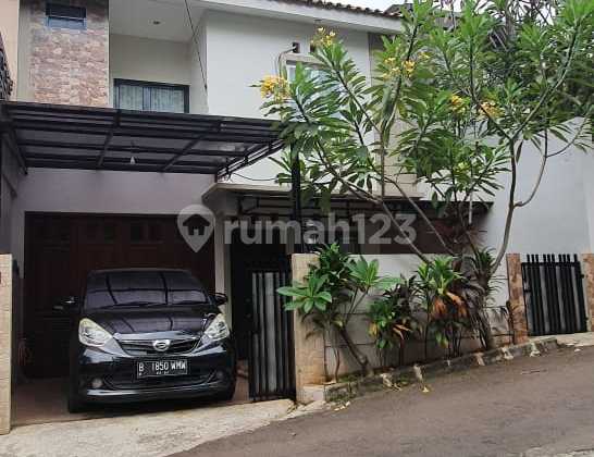 Rumah Cirendeu Ciputat Timur Tangerang 21/4 Lantai 81 M2 SHM