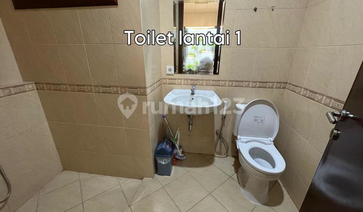 RUMAH MEWAH FULL FURNISH SIAP HNI LOKASI STRATEGIS DI THE GREEN  2