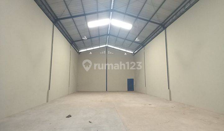 Gudang Rapi Siap Pakai Pasar Kemis 396 M2 2 Lantai Unfurnished SHM 2