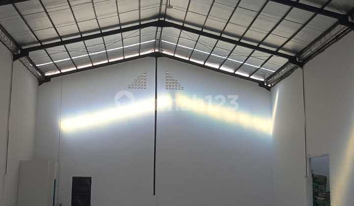 Large Warehouse Ready to Use Strategic Location in Tangerang