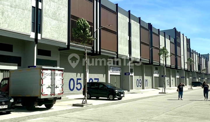 New Warehouse Launching Starhub Adjacent to Soekarno Hatta 108.0 m² HGB Unfurnished New Warehouse Launching Starhub Adjacent to Soekarno Hatta 108.0 m² HGB Unfurnished