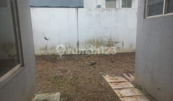 Rumah Cantik Siap Huni di Residence One 2 Lantai SHM Lokasi Bagus 2