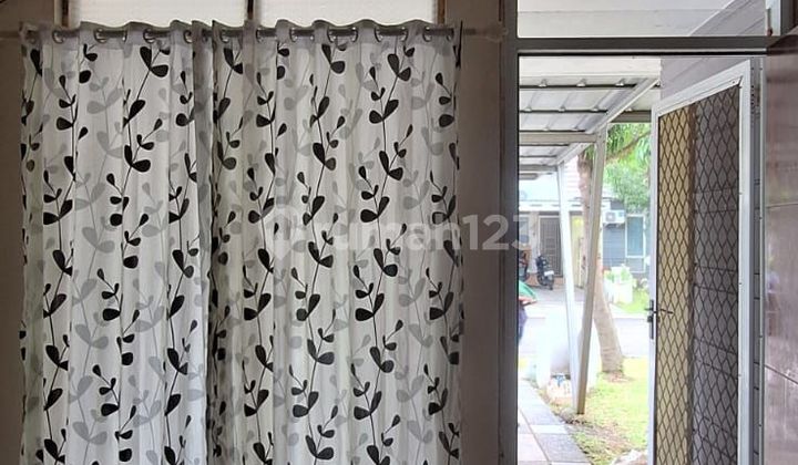 For Rent: Suvarna Sutera House Tangerang 102 M2 Freehold Title