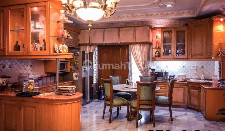  Rumah KLASIK Modern di Belakang PEJATEN VILLAGE,Jakarta Selatan, Pejaten SHM - Sertifikat Hak Milik Semi Furnished Bagus 1