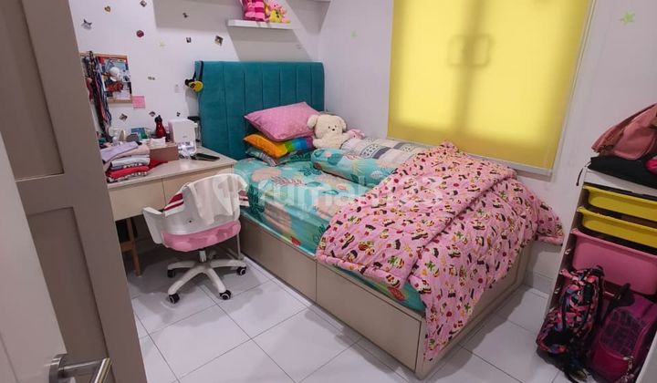 Beautiful House in Gading Serpong 2 Floors Semi-Furnished Good Location