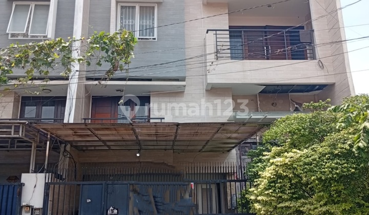 Nice and Attractive House