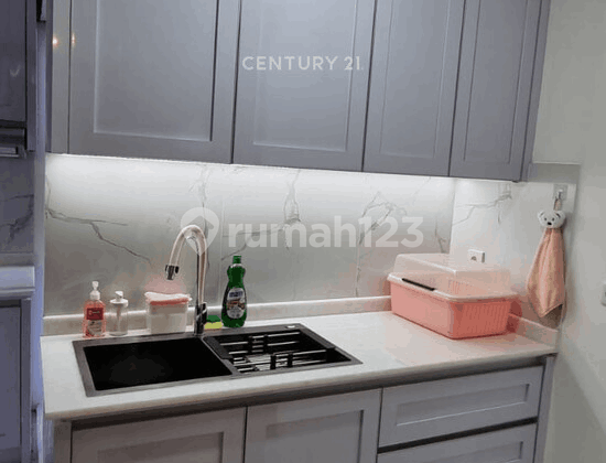 Mitra Oasis Tower B 3BR 2nd Floor Apartment in Senen S8302 2