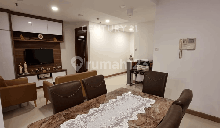 Mitra Oasis Tower B 3BR 2nd Floor Apartment in Senen S8302