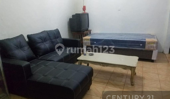 Rumah 2 Lantai Strategis di Jl Moh Saleh Kramat Sentiong S7647 Rumah 2 Lantai Strategis di Jl Moh Saleh Kramat Sentiong S7647