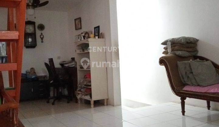 Rumah Tinggal 2 Lantai Dekat Mall Di Kayu Putih S8044 2