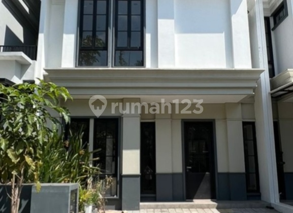 Disewakan Rumah Baru Dian Istana Wiyung
