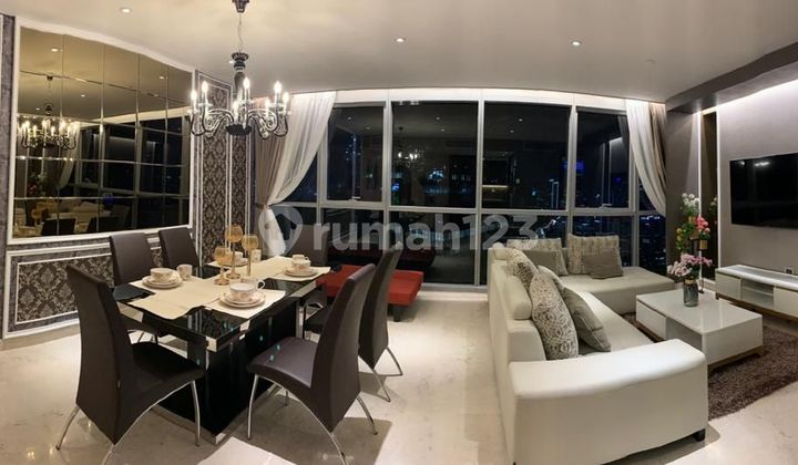 Strategis Ciputra World 2 Kuningan Jakarta 3br+1 Furnished Bagus 