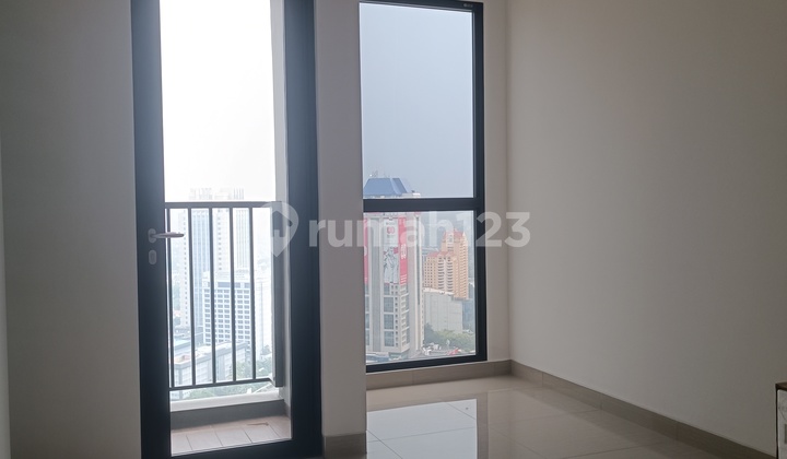 Brand New Sale Newton 2 Studio South Jakarta Negotiable Immediately Available