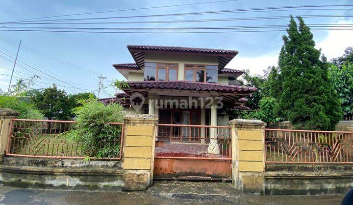 Rumah Bagus 2lt SHM di Jalan Yayasan Palembang 1