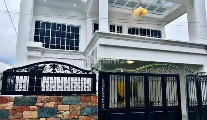 Dijual rumah 2 lantai tempat strategis bebas dari banjir aman SHM 1