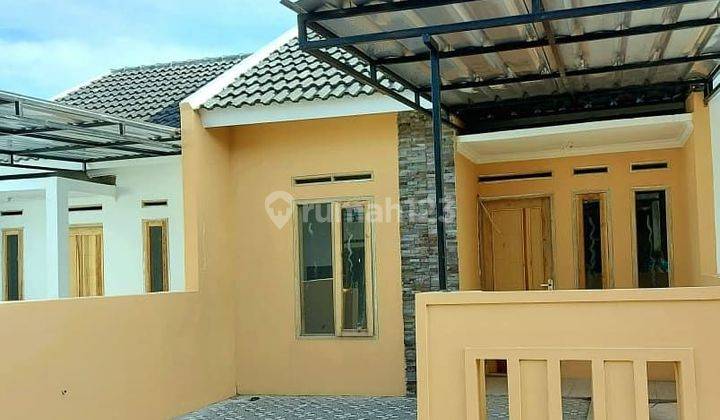 Jual Rumah Minimalis Modern Bebas Banjir Bangunan Berkualitas 1