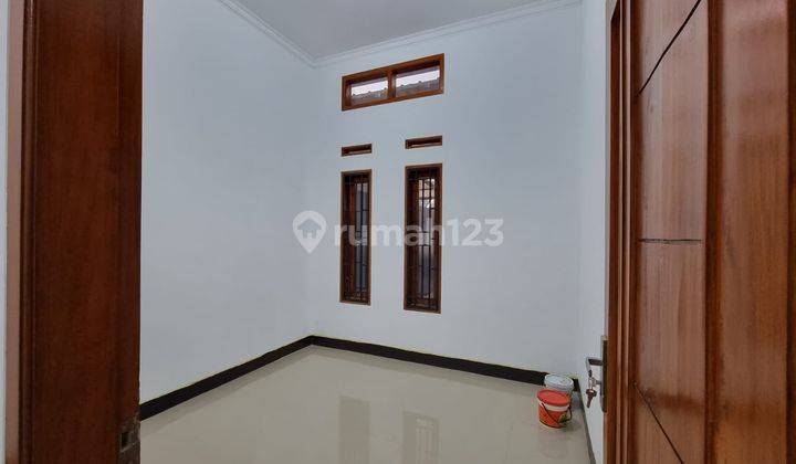 Jual rumah minimalis modern bebas banjir dibandung 2