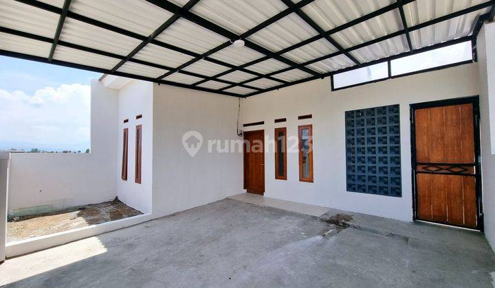 Jual rumah minimalis modern bebas banjir dibandung 2