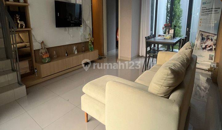 Dijual Rumah 2 Lantai Fully Furnish Hadap Taman Ciater Bsd 1