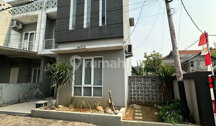 Dijual Rumah 3 Lantai Dekat Mall Cbd Cildeug