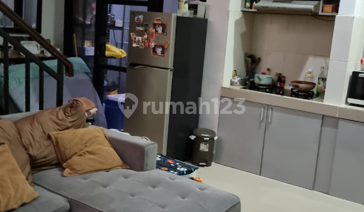 Turun Harga!! Rumah Semi Furnish Dekat Mrt Lebak Bulus  2