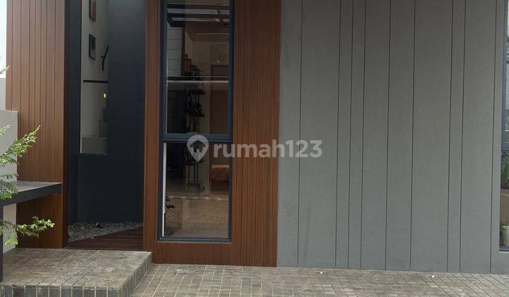 Djual Rumah Di BSD Stasiun Dalam Kawasan  2